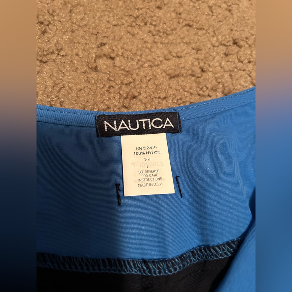 Nautica New Women’s Pull-On Shorts Size L Blue Front Zipper - Picture 3 of 9